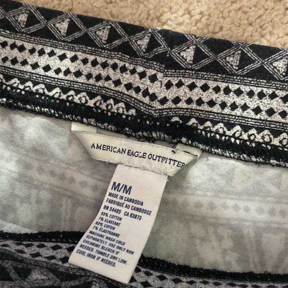 ALMOST NEW American Eagle Leggings. - Picture 3 of 3